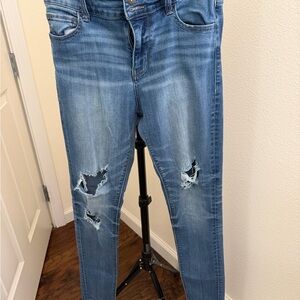 Daytrip Light Blue Distressed Skinny Jeans
